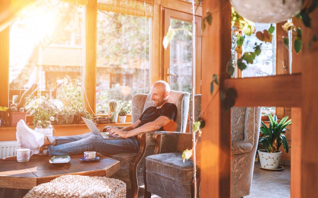 Transforming Sunrooms into the Ideal Creative Workspace