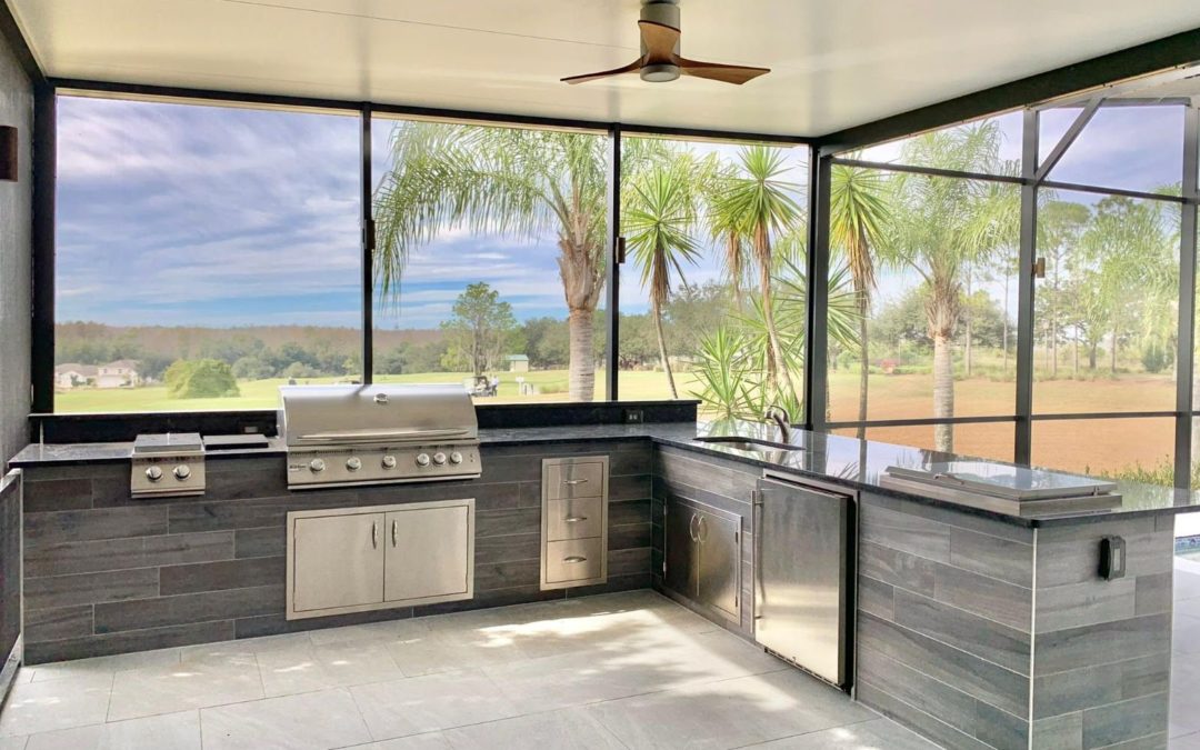 Top Five Reasons You Should Have a Summer Kitchen in Florida