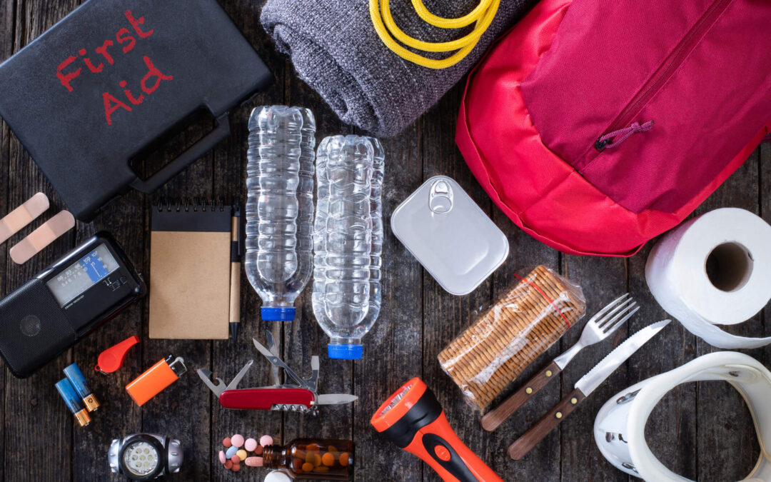 Popular Ways To Make The Perfect Prepping Kit For Hurricanes And Emergencies
